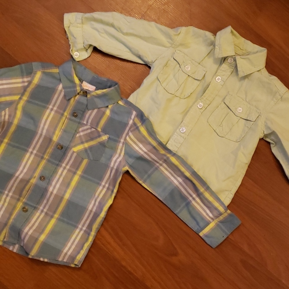 2/$15🌻 Long sleeve button down shirts 3T